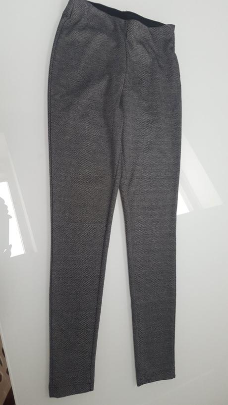 Leginove nohavice, 152