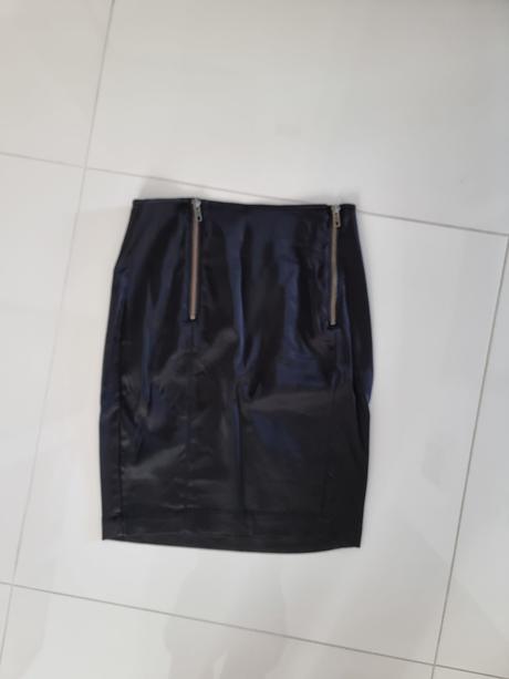 Predám blúzku h&m a sukňu, h&m,34