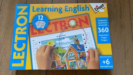 Interaktívna hra learning engligh lectron,