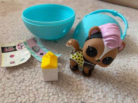 Lol skunk s doplnkami,