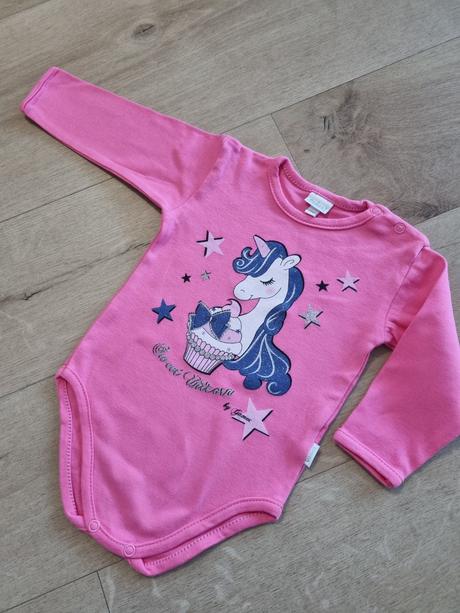 Nové, unicorn body, 74