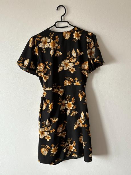 Kvetované, zavinovacie šaty, terranova,xs