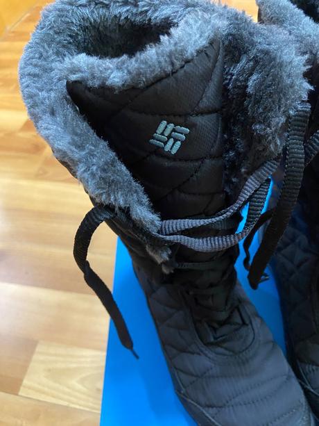 Columbia, columbia,34