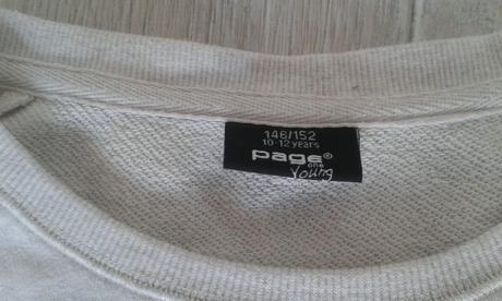 Nádherná mikinka v top stave, 146