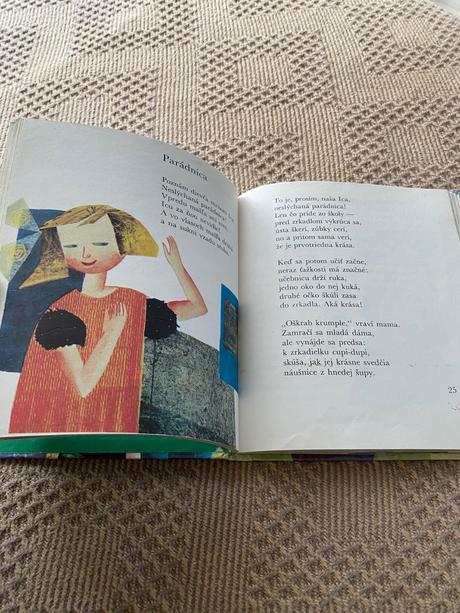 Stará retro bola raz jedna trieda krista bendová,