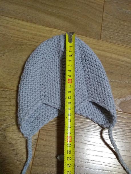 Strikovana čiapka cca na 1 rok, 80