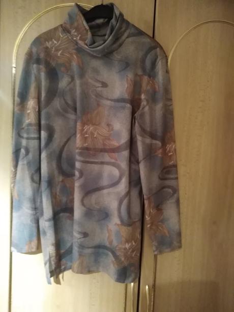 Pulovriky po 0.50 eur, m