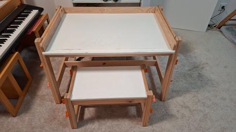 Detsktý rastúci stol ikea flisat,