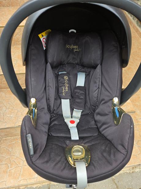 Vajicko so zakladnou, cybex