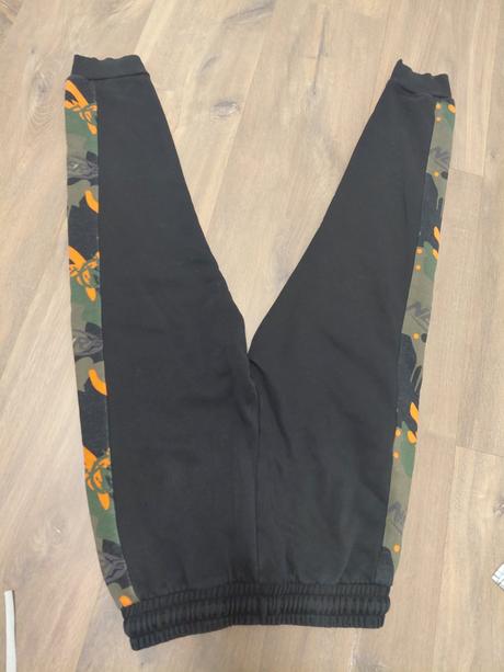 Teplaky, 140
