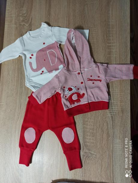 Dievčenská kojenecká súprava, 56