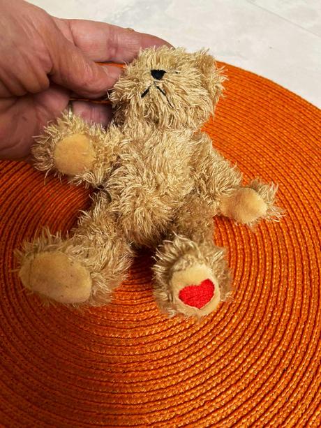 Strapatý huňatý macík, 