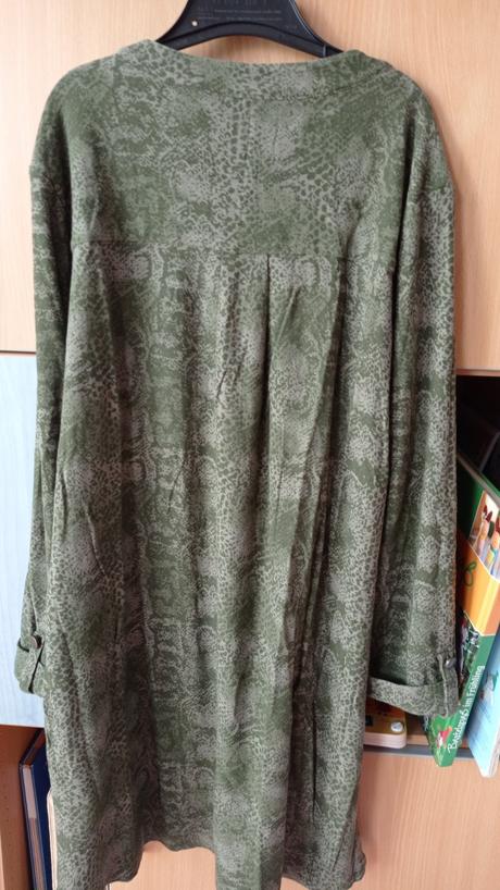 Zelená tunika next, č. 36, hadí vzor, top stav, next,36
