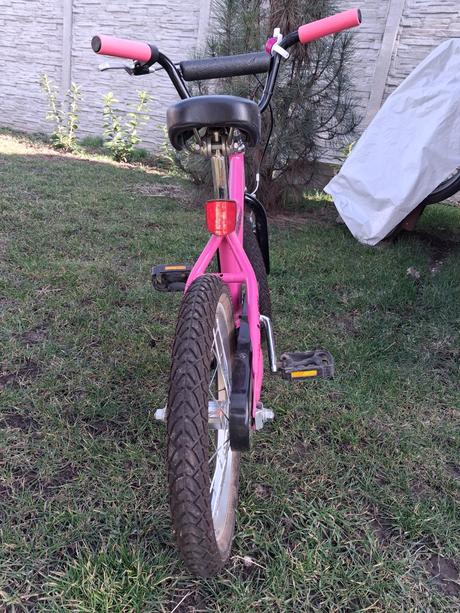 Dievčenský bicykel, 16