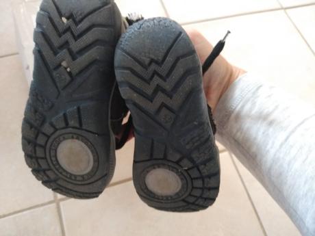 Topánky, slovobuv,23