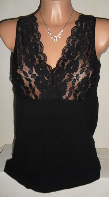 Luxusny topik s hrobou krajkou, m