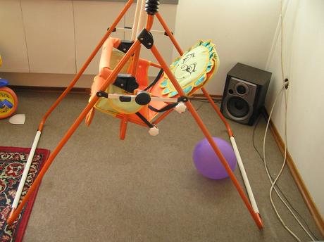 Oranžová hojdačka do bytu matpol,