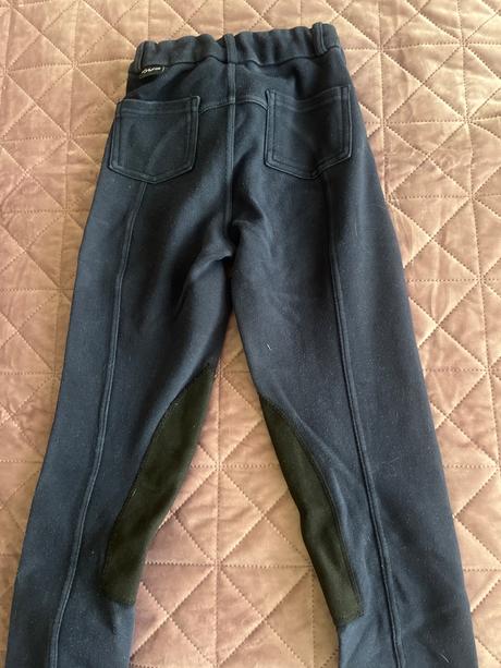 146 jazdecké nohavice, 146