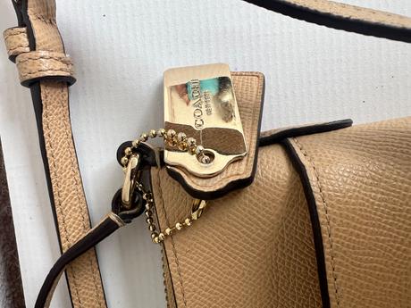 Coach crossby bezova kabela 22x23x3 kabelka kozena, coach