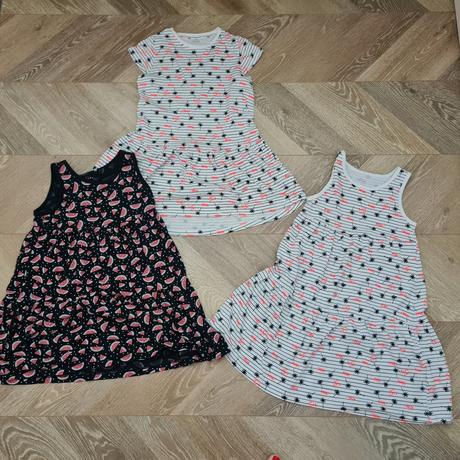 3 ks šaty, name it,140