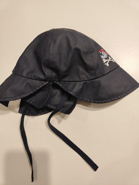 Klobúk do dažďa, tcm,98