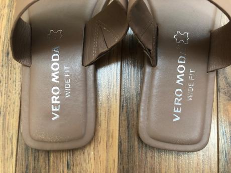 Kozene slapky vero moda - wide fit -1x obute, 38