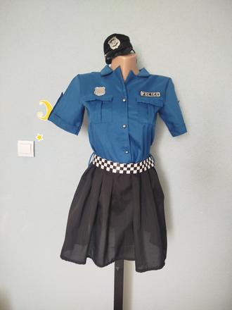 Policajtka,