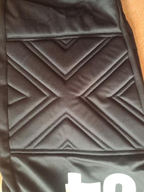 Futbalove brankárske nohavice, 164