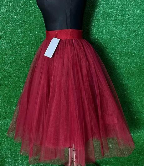 Dámska sukňa kikiriki - vel.m, m