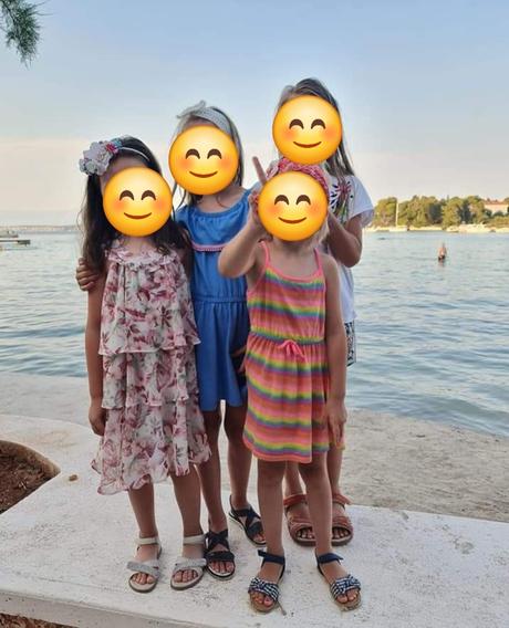 Nádherné šaty, mayoral,122