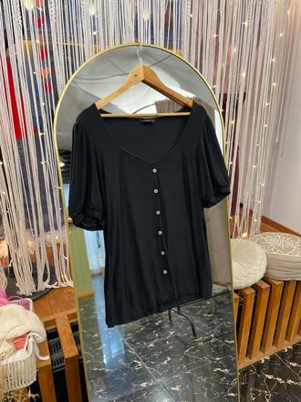 Čierne elastické tričko s gombíkmi pre moletky, next,xxl