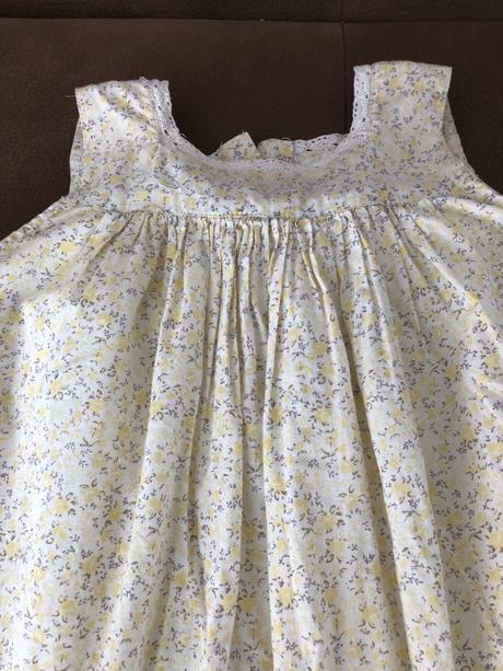Kvetované šaty, newbie,122