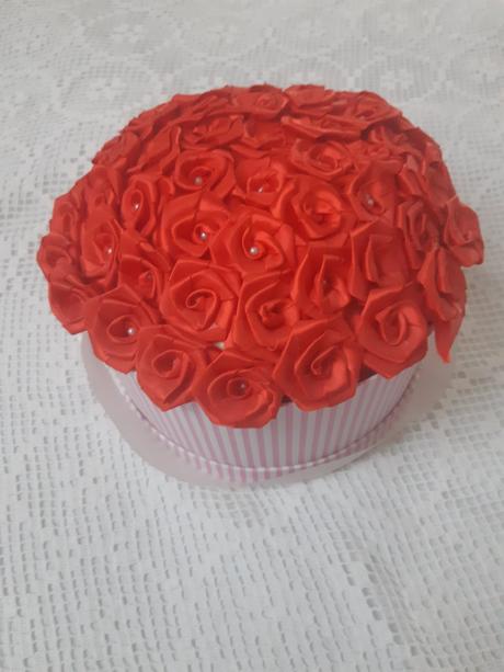 Satenove ruze v boxe, 