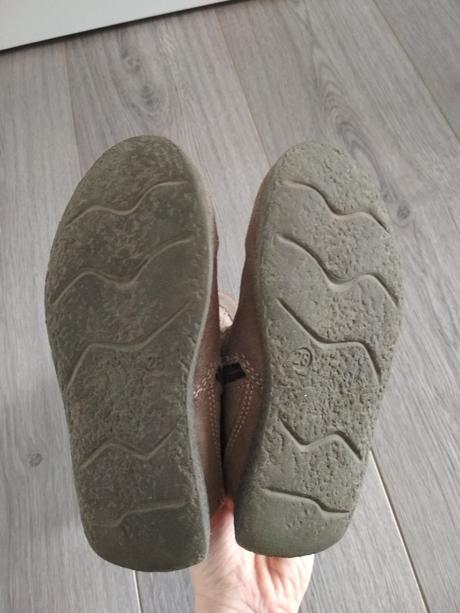 Kožené čižmičky, 28