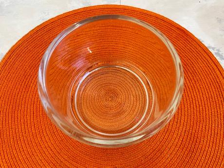 Masívny sklenený valec bohemia, 