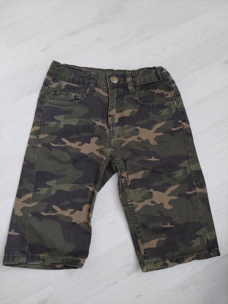 Maskáčové šortky č.122, 122