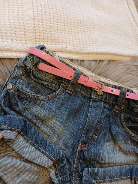 Dievčenské džínsové šortky s ružovým opaskom (74), h&m,74