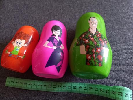 Matrioška hotel transylvánia happy meal, 