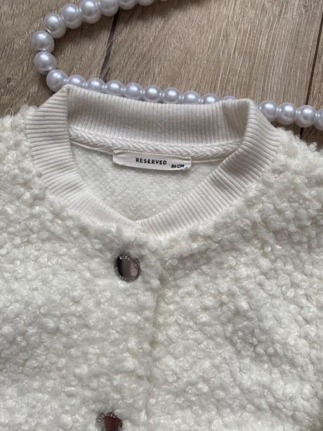 Svetriky, reserved,86