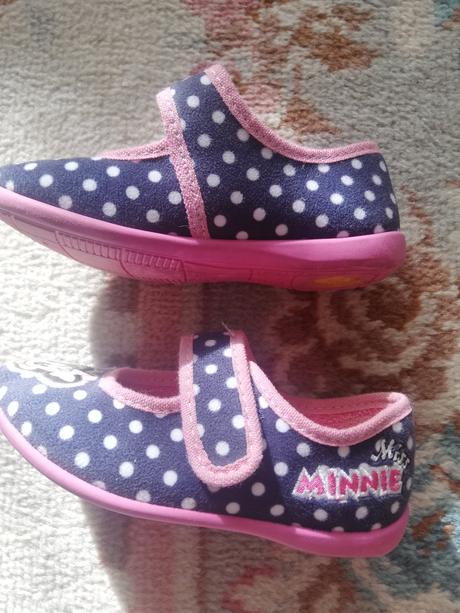 Papucky s minnie, 27