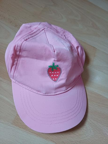 Šiltovka 1+1 gratis, 104