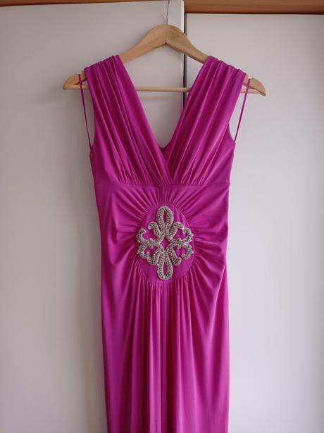 Dlhé spoločenské šaty, 38