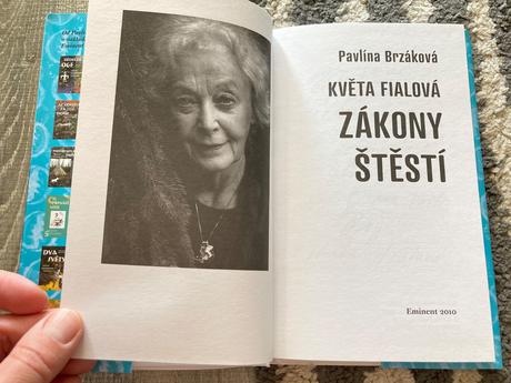 Květa fialová zákony štěstí,