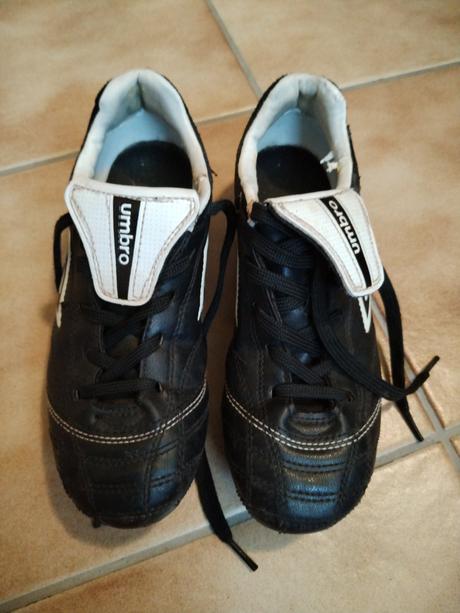 Kopacky stuplaky umbro, 34