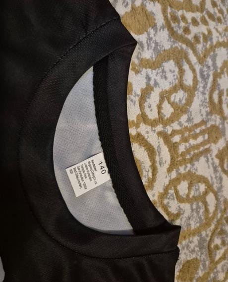 Tricko 10.narodeniny, 140