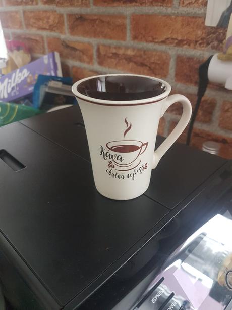 Menší pohár/hrnček /šálka na kávu, 