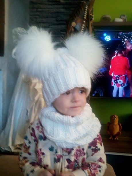 Čiapočka s 2 brmbolcami, 74 - 158