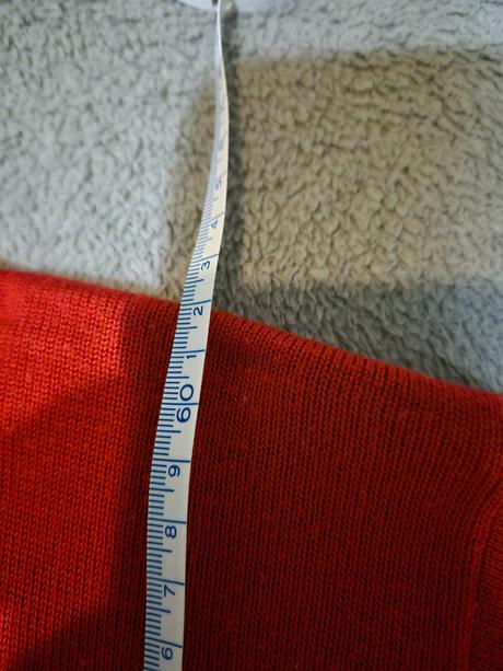 Dámsky pulóver červený so striebornými prackami xl, xl