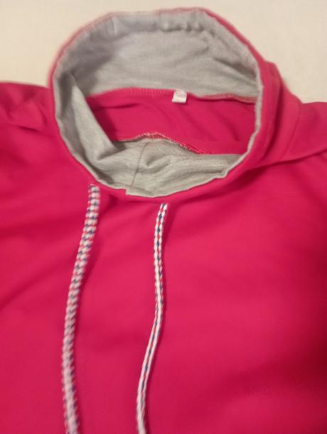 Krásne mikino saty, s