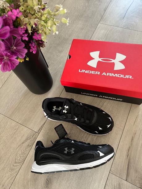 Dámske tenisky 38,5, under armour,38